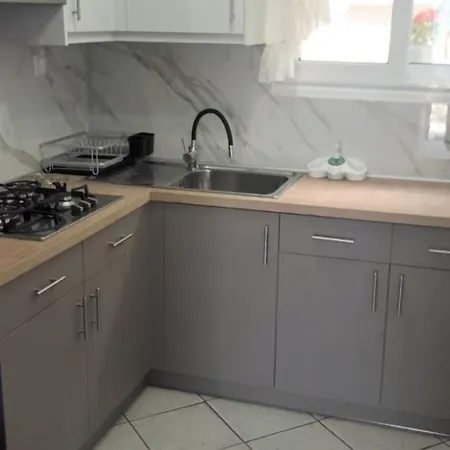 Πανσιόν Ntontas 3*