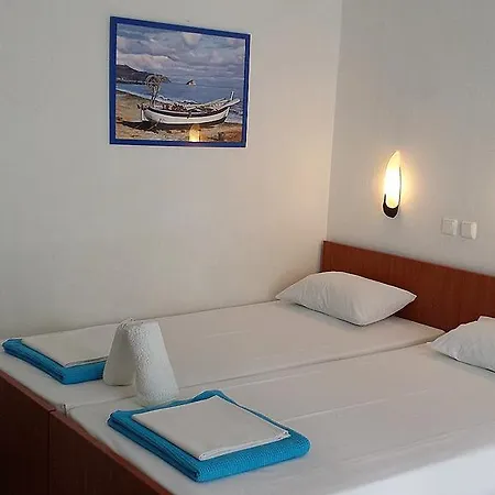 Πανσιόν Ntontas 3*