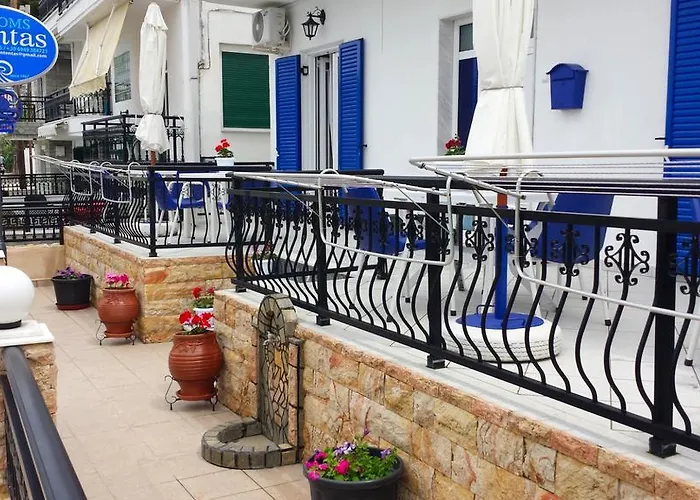 Ntontas Gasthof Prínos